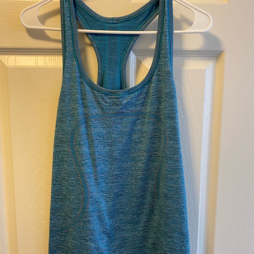Lululemon tech mesh tank
